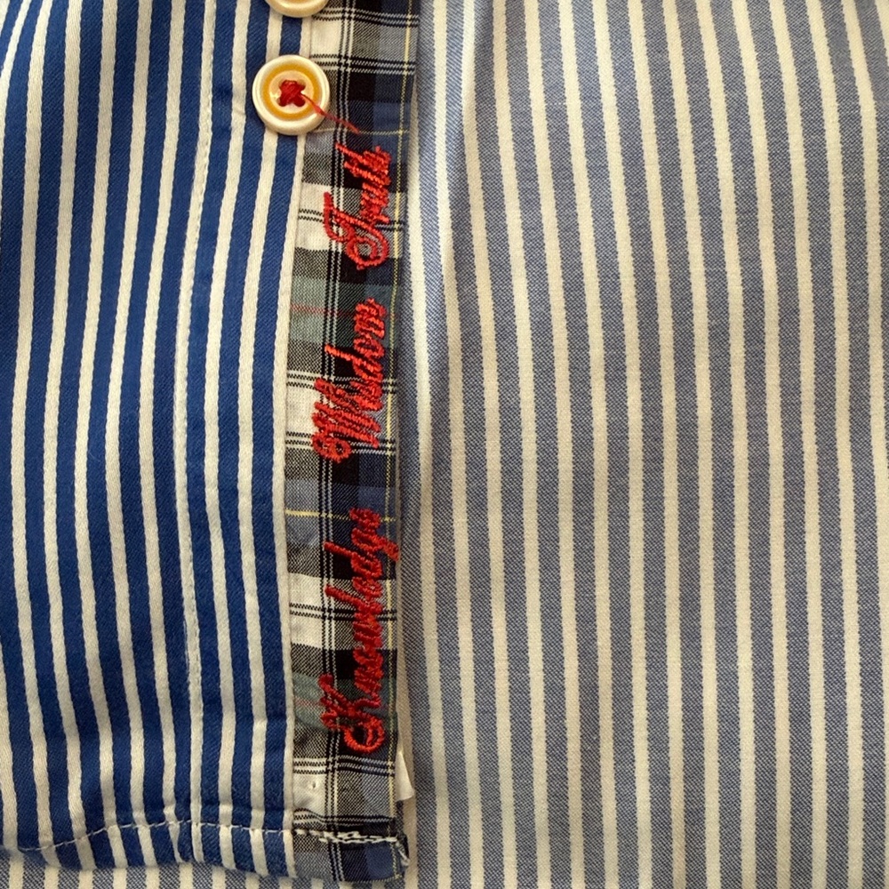 Robert Graham long sleeve button down shirt. Blue and white stripe. Size L. - Picture 4 of 6
